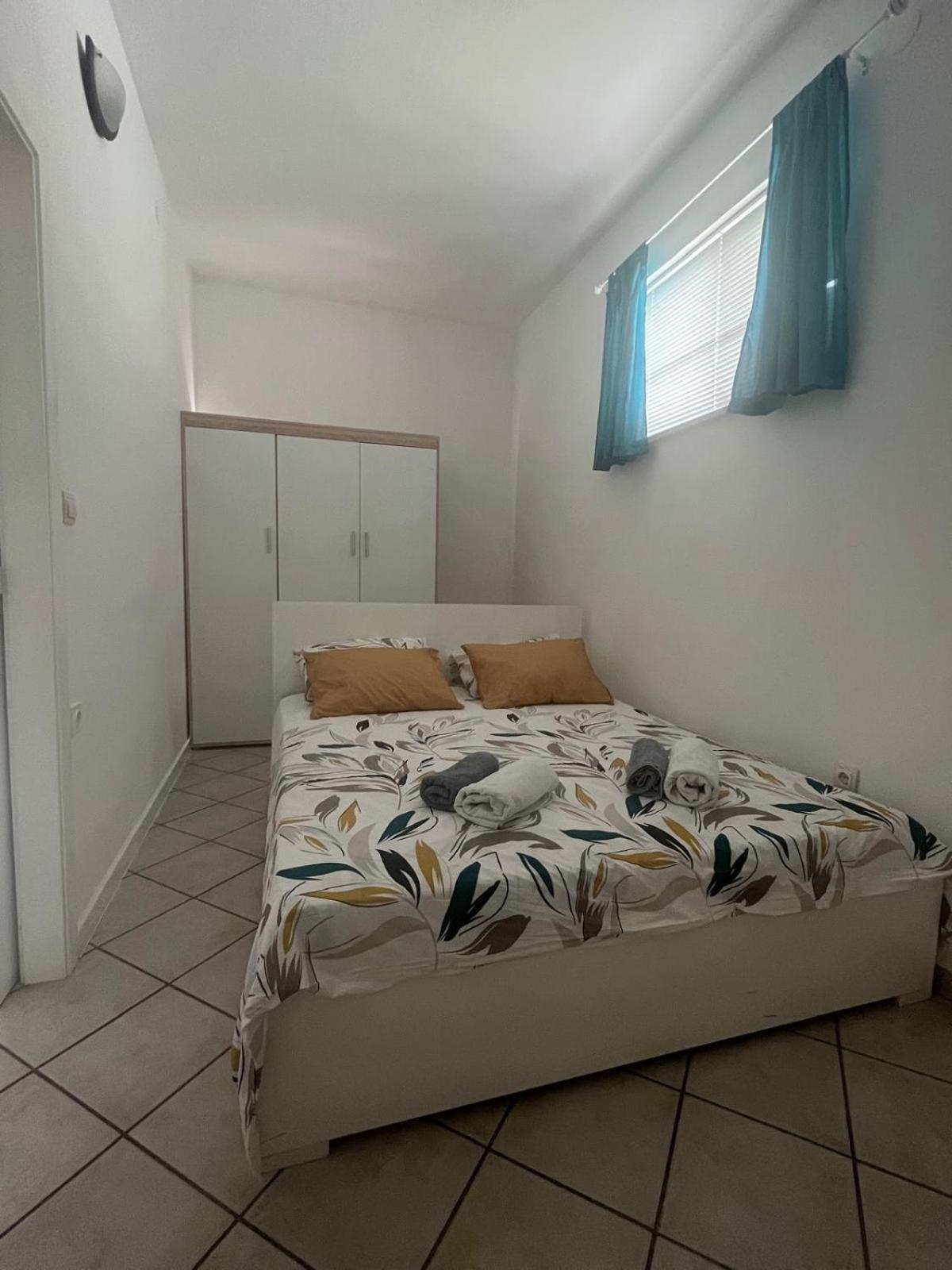 Villa Ante Apartments Blace Habitación foto
